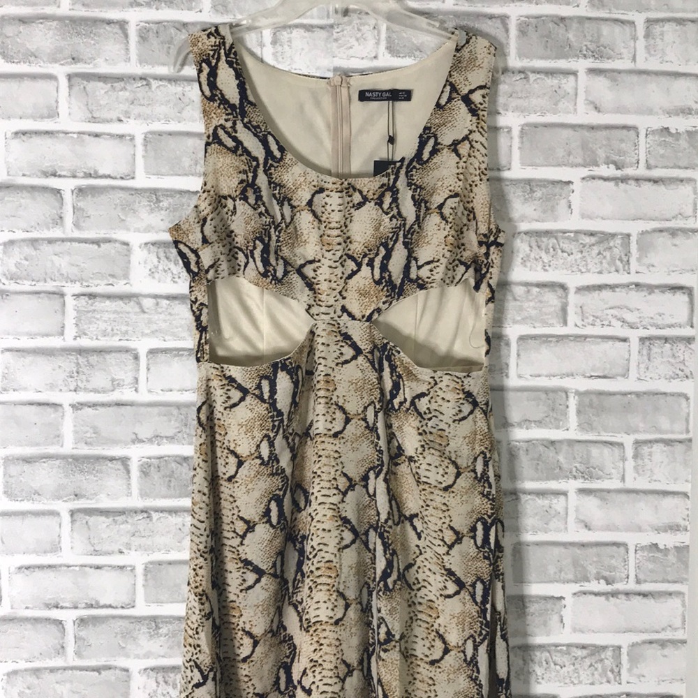 2/40 Nasty gal snake print cut waist dress size 8 - Picture 5 of 8